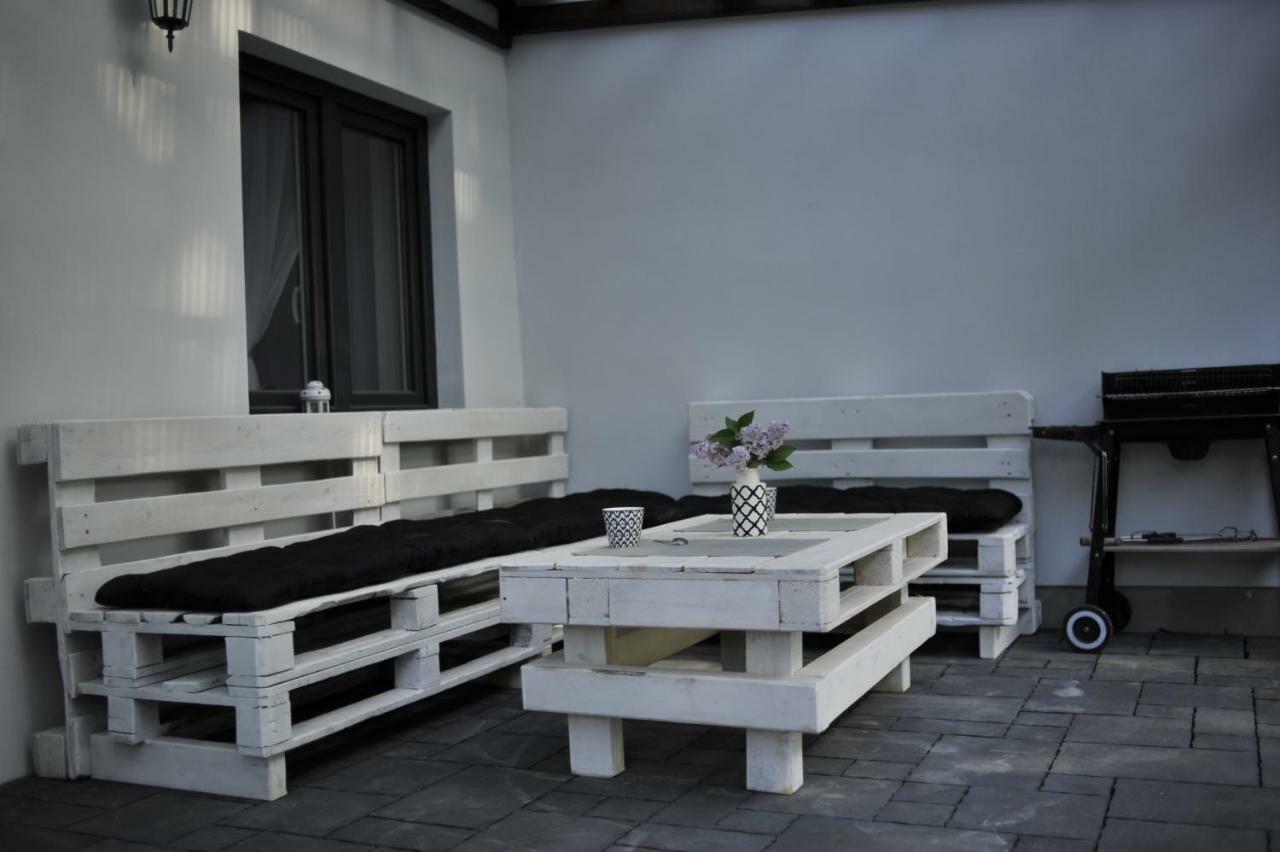 Przy Lesie Villa Bialowieza Exterior photo